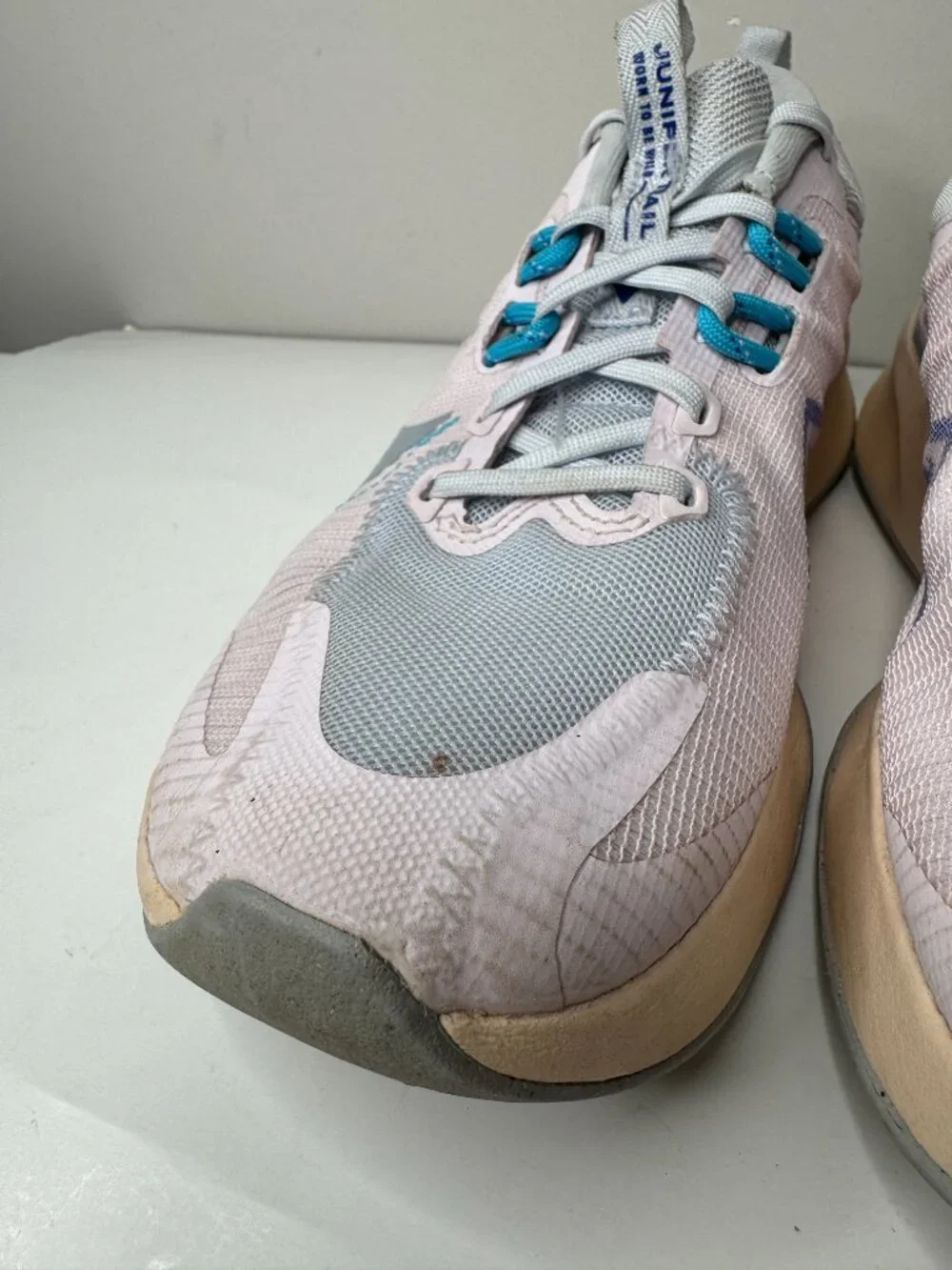 Nike Juniper Trail Lace Up Sneakers Womens 10 DM0821-600 Pink Blue. A couple of